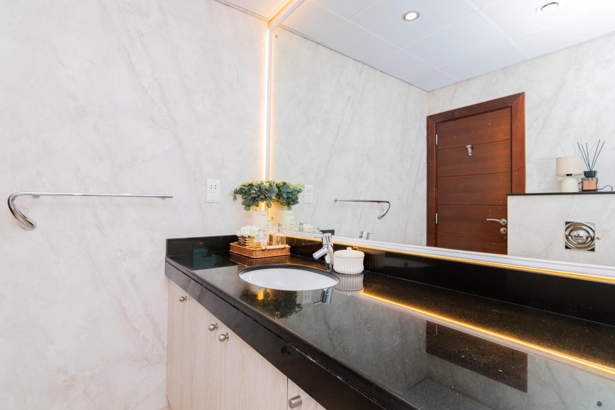 Dubai Marina,Jbr -Luxurious 2 Bedroom King Suite Eksteriør bilde